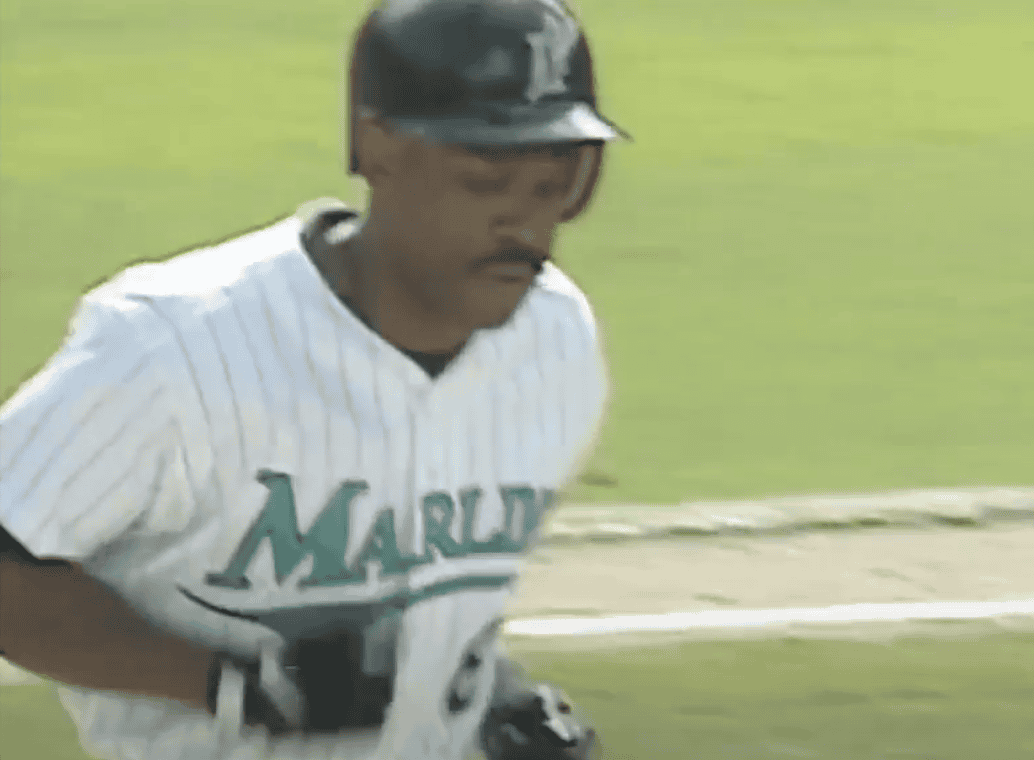 Image of Andre Dawson, highlighting his career and absence in postseason play.